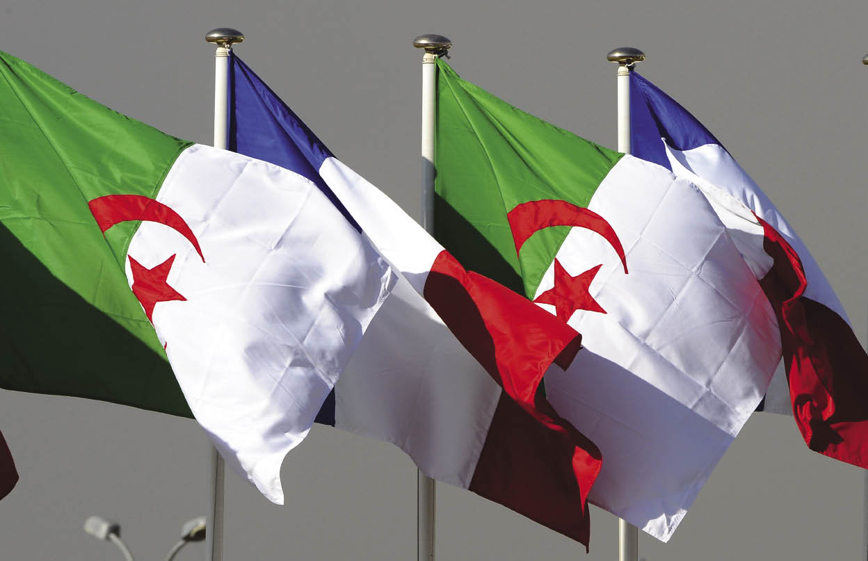 إنهاء اتفاق الإعفاء من التأشيرات بين الجزائر وفرنسا