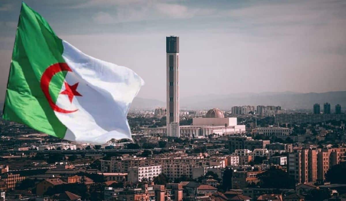 الجزائر
